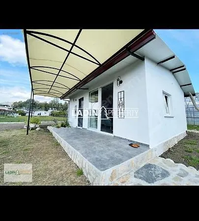 Mini House *